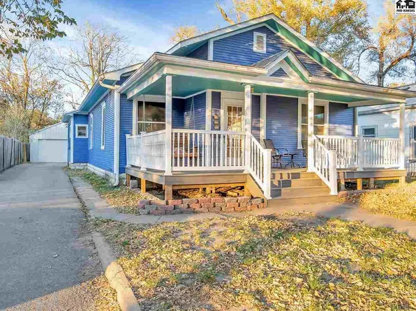 414 E 7th Ave, Hutchinson, KS 67501
