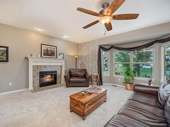 4th image of 1473 Auston Ln