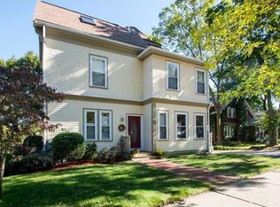 72 Ripley St, Newton, MA 02459