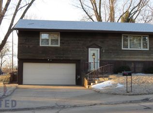 5020 Lorraine Ave, Sioux City, IA 51106
