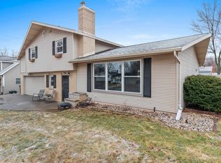 951 Duchateau Ave, Green Bay, WI 54304