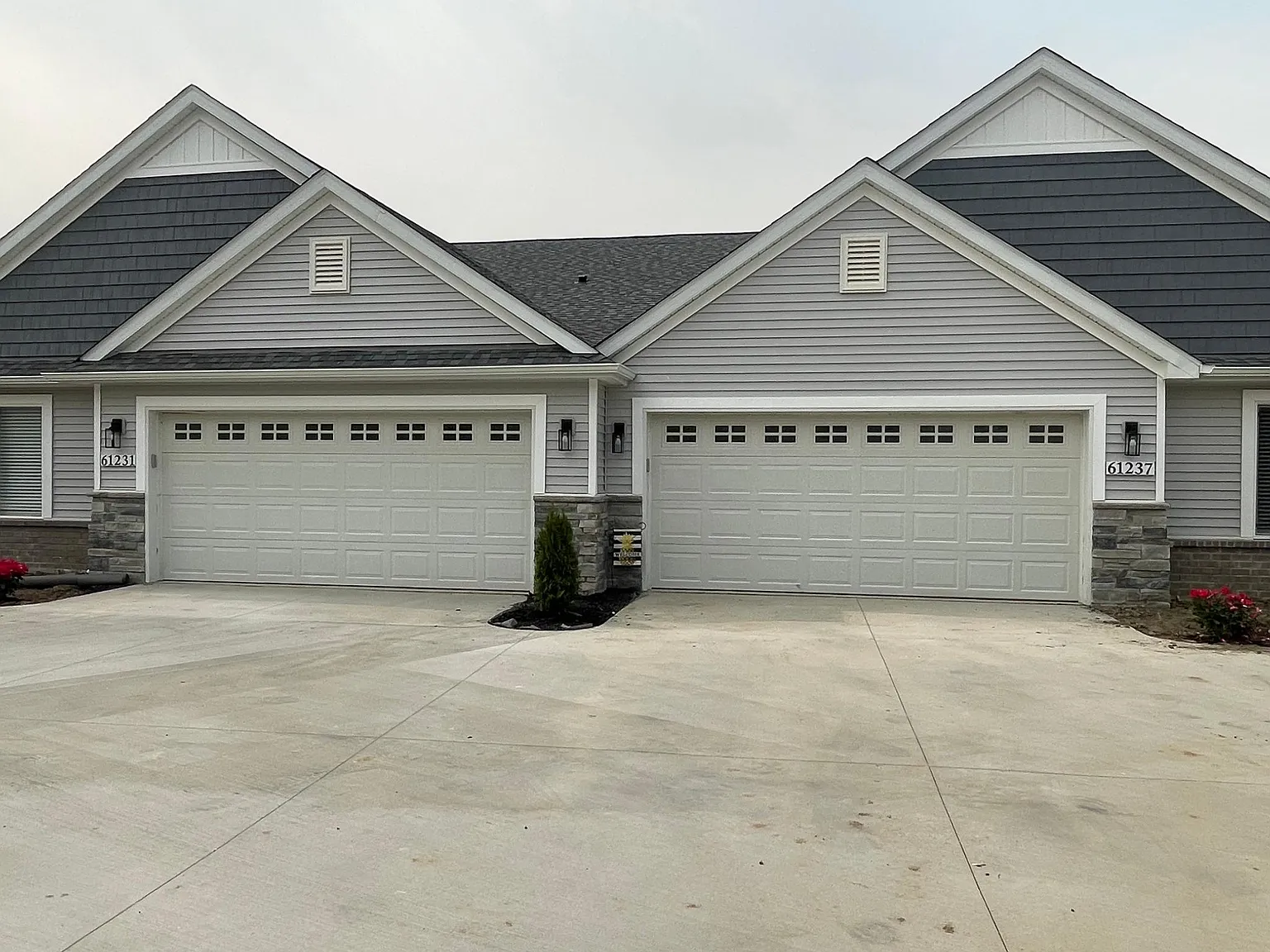 3 bed, 1640 sqft, $2,485 — Photo 2