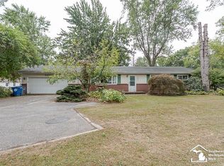 6251 Whiteford Center Rd, Lambertville, MI 48144