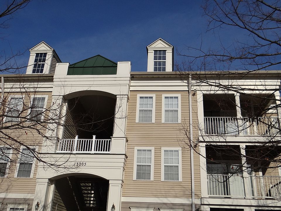 Front View Unit is top floor right side
