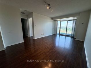 9 George St N #2212, Brampton, ON L6X 0T6