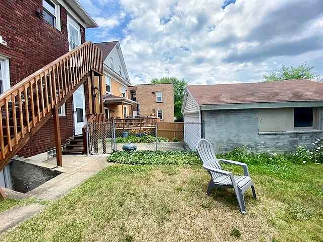 302 Bailey Ave #1 — Photo 14
