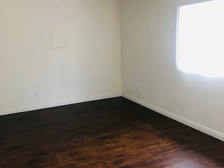 1880 Bishop Ln #2 — Photo 2