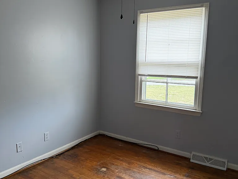 4112 Ashmore Dr — Photo 6