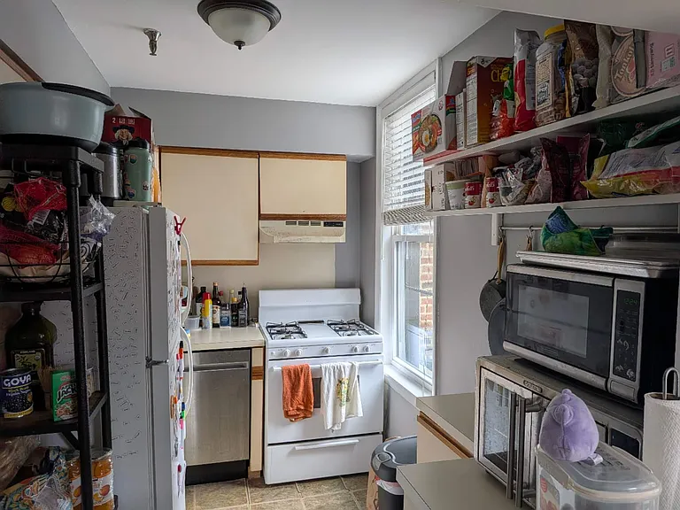 4 Commonwealth Ct #9 — Photo 16