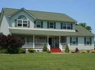 13 Heritage Xing, Circleville, NY 10919