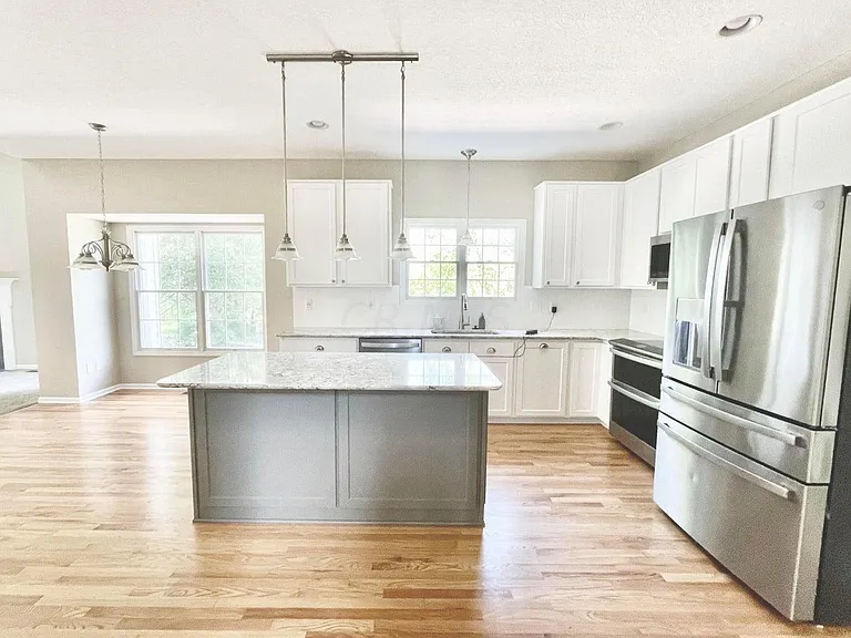 7492 Fairfield Lakes Dr — Photo 9