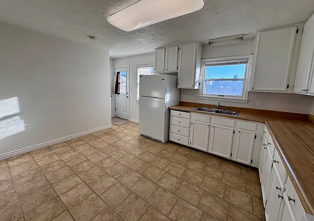4 bed, 2614 sqft, $2,095 — Photo 4