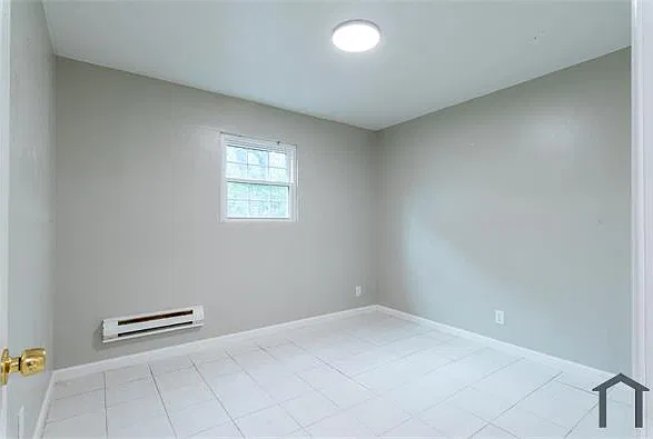 2 bed, $650 — Photo 2