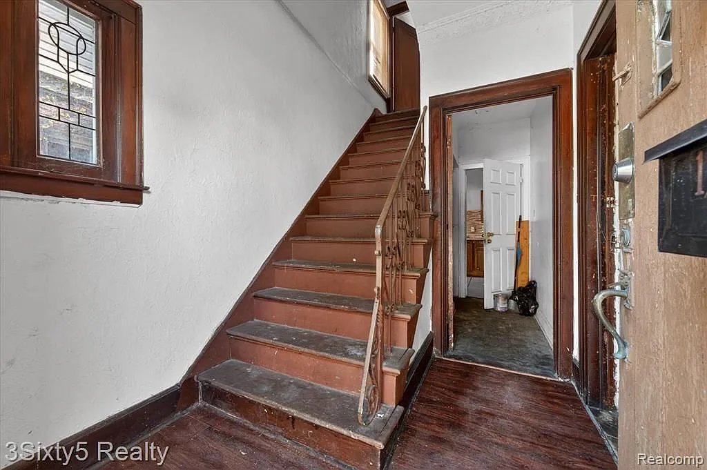 2 bed, 1.0 bath, 1083 sqft, $900 — Photo 4