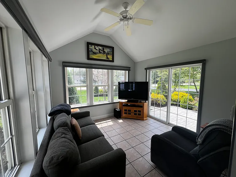 1 Magnolia Ln — Photo 10
