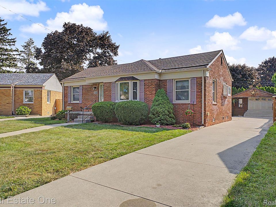 6331 Buckingham Ave, photo 2