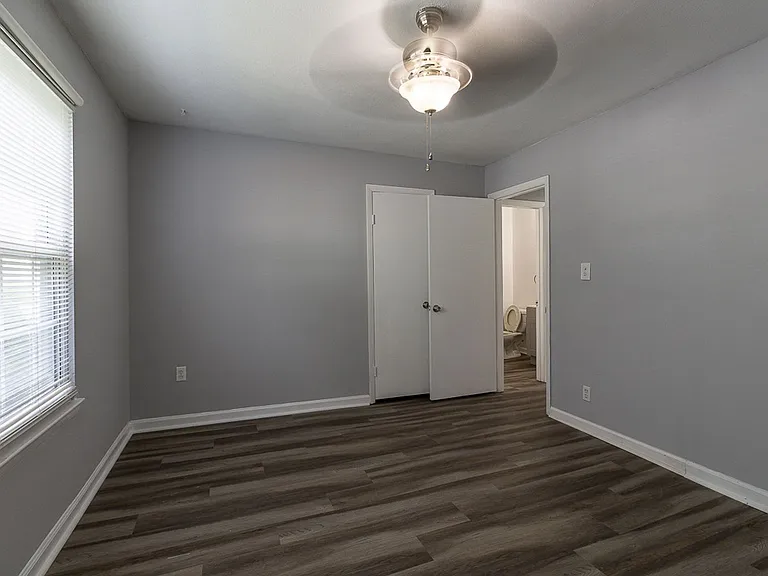 411 Sea Pointe Ct #101 — Photo 26