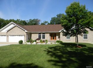 897 Paige Marie Dr, Beaufort, MO 63013