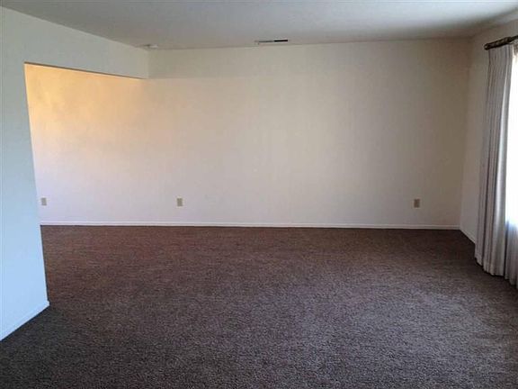 2nd image of 1718 Pecos Cir