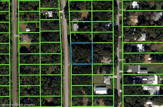 1st image of 449 Highlands Lake Dr