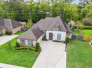 1353 Avenue Lacroix, Covington, LA 70433