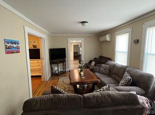 28 Center St FLOOR 2, Biddeford, ME 04005