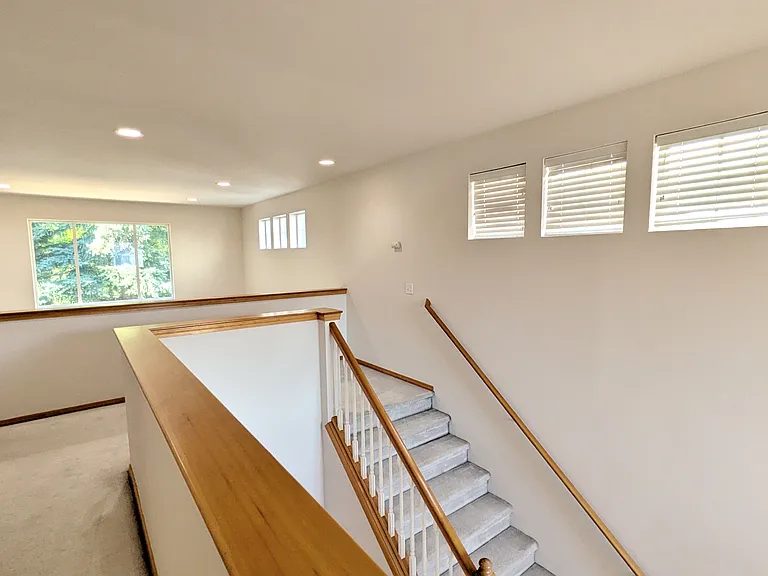 Upstairs Passage
