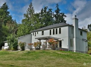 1788 Scenic Ave, Freeland, WA 98249