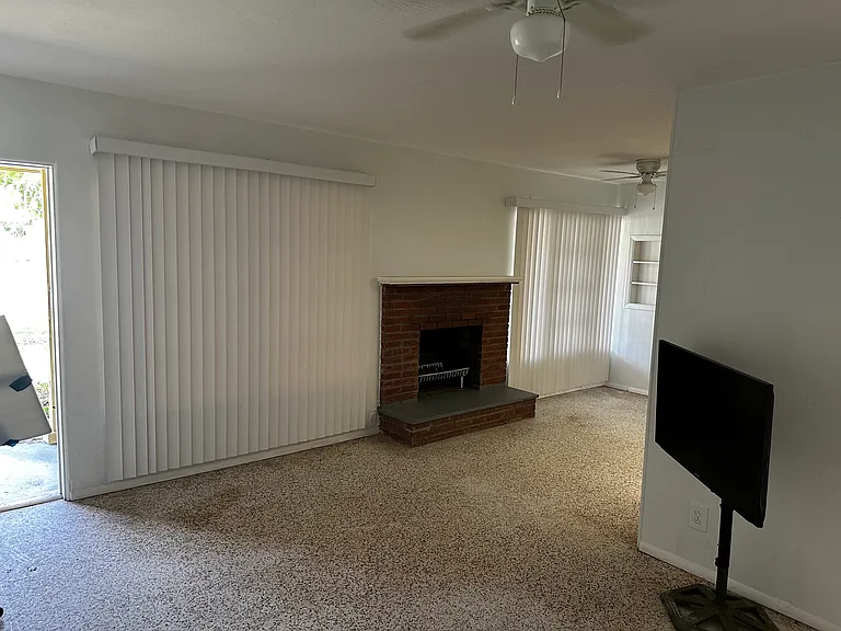 111 Riverview Dr S #A — Photo 14