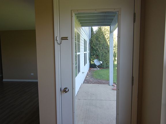5th image of 1322 N Red Oak Cir Unit 1