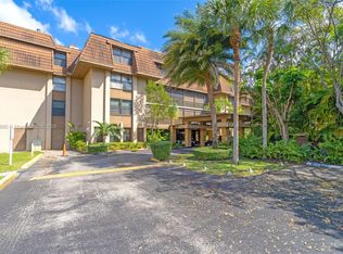 Coco Wood Condo, North Miami Beach, FL 33179