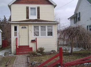 1635 Herbert St, Lansing, MI 48910