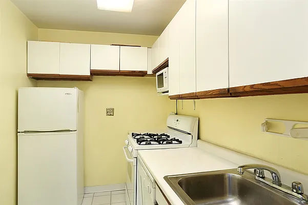 Sold by Corcoran | media 18