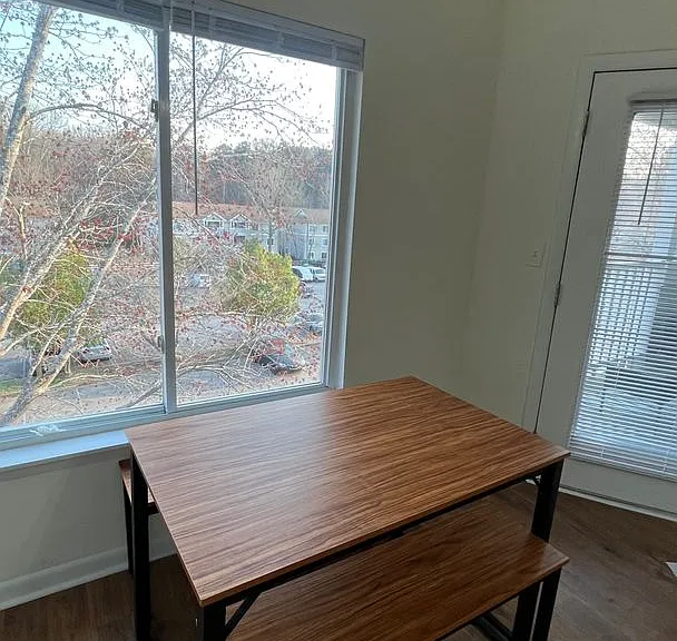 1411 Collegiate Cir #302 — Photo 21