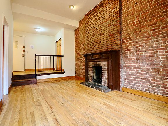 2nd image of 110 W 74th St APT 3a