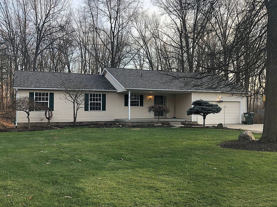 1st image of 1552 Gangl Dr