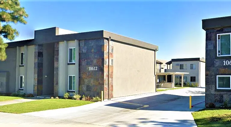 Villa Vista Apartments — Photo 10