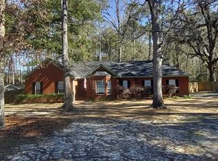 305 Charnie Dr, Thomasville, GA 31792