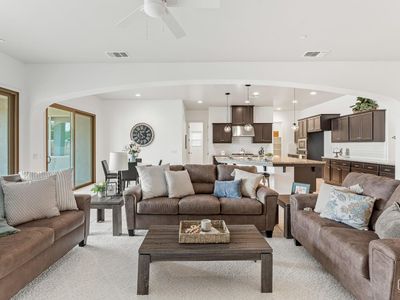 8922 Costa Blanca Dr, Bakersfield, CA, 93314