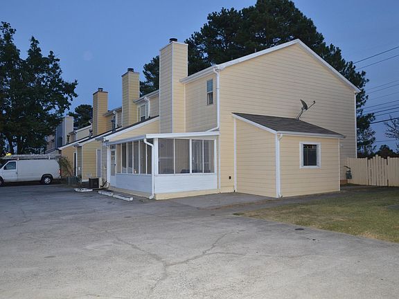 4th image of 1908 Norcross Chase Cir