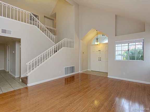 5th image of 1447 Portofino Dr