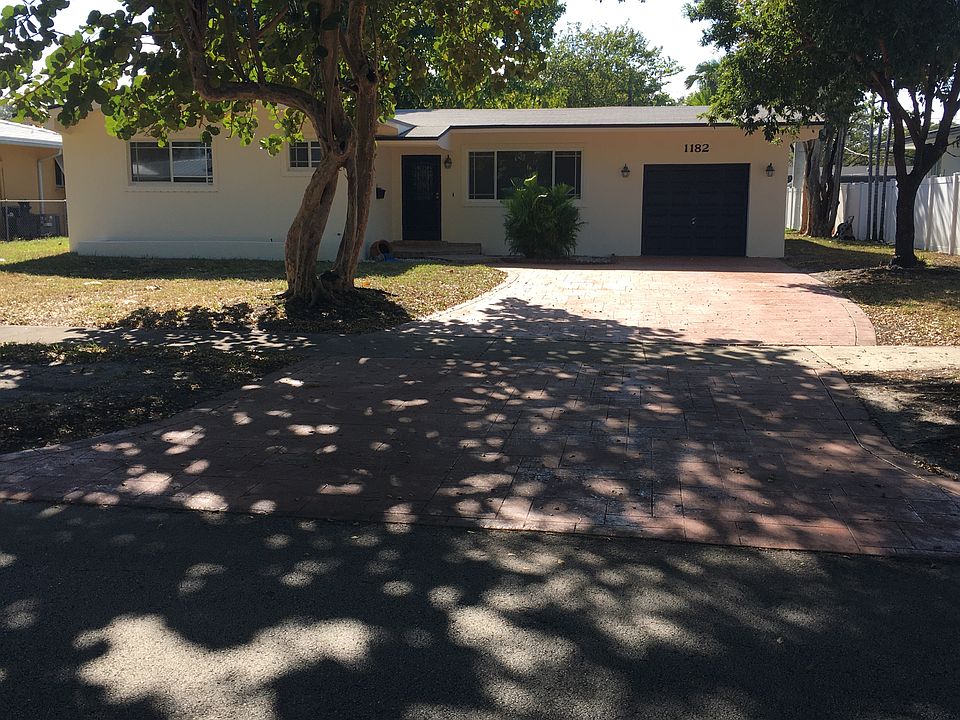 2nd image of 1182 Dove Ave