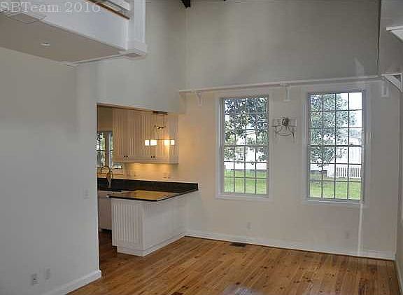 4th image of 126 14th St