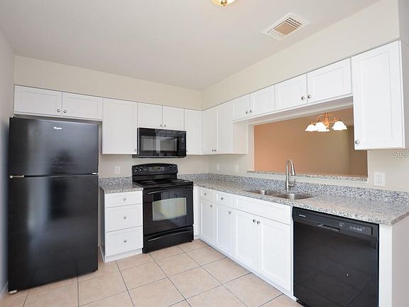 2nd image of 7418 Golden Glenn Ct