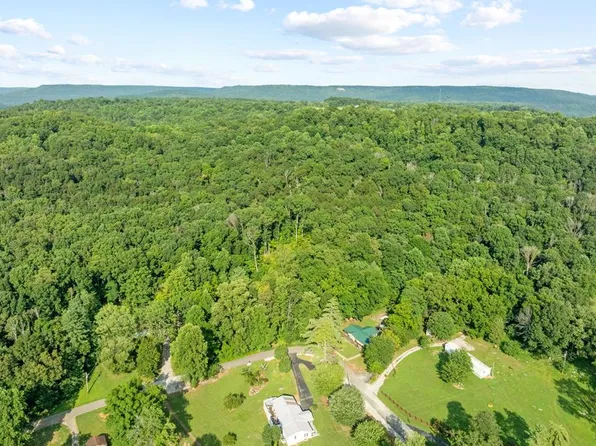 319 Burton Rd, Sparta, TN 38583