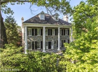 4050 Lorcom Ln, Arlington, VA 22207