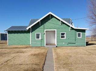 64645 Fort Rock Rd, Fort Rock, OR 97735