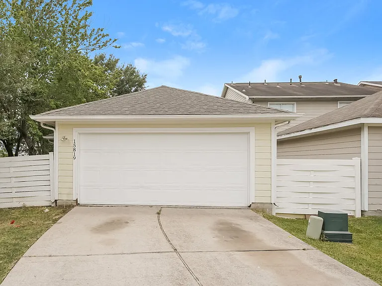 15819 E Park Ct — Photo 16