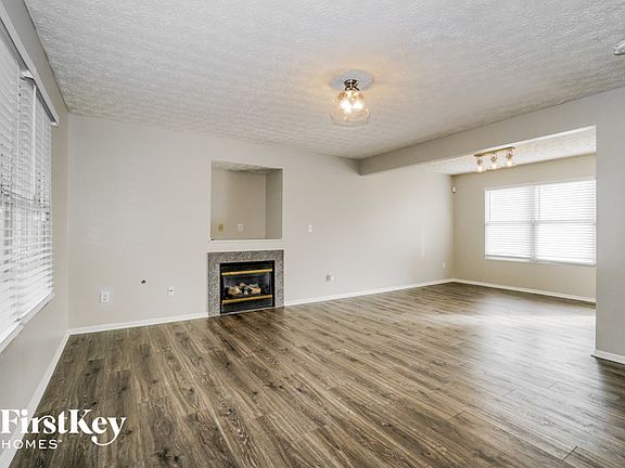 4th image of 4785 Hoseah St #124