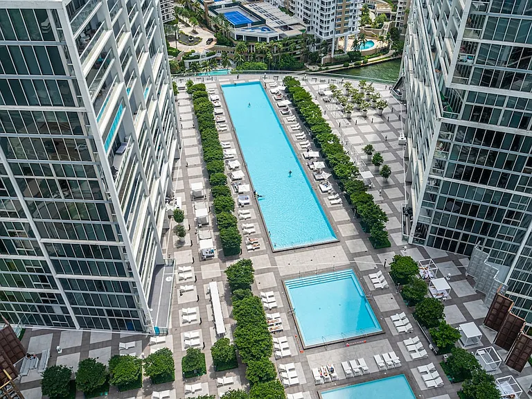 609 Brickell Ave #ID1540499P — Photo 9